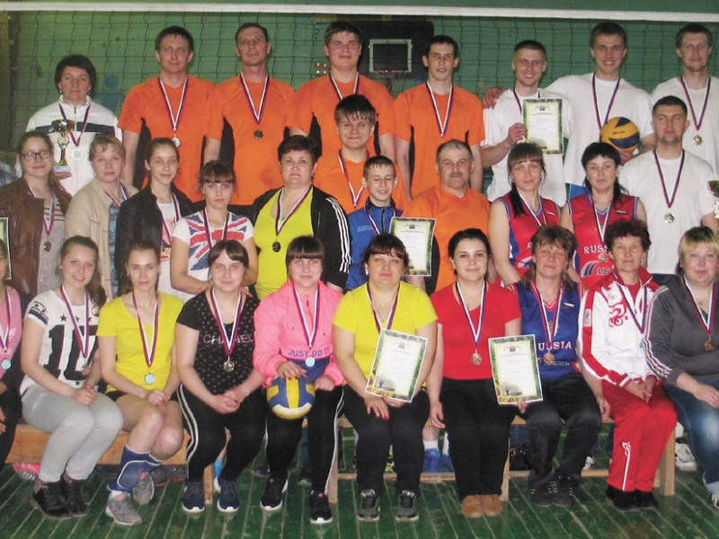 Шесть женских и семь мужских