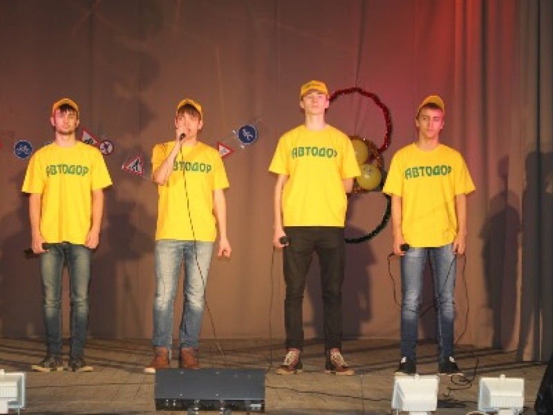 Студенчество Свердловской области проявило себя в творчестве по безопасности дорожного движения