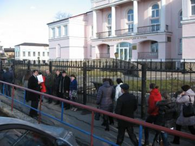 В г.Ирбите в филиале Уральского института коммерции и права прошла учебная эвакуация