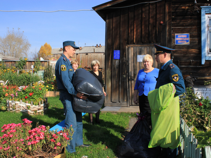 Сбор теплых вещей