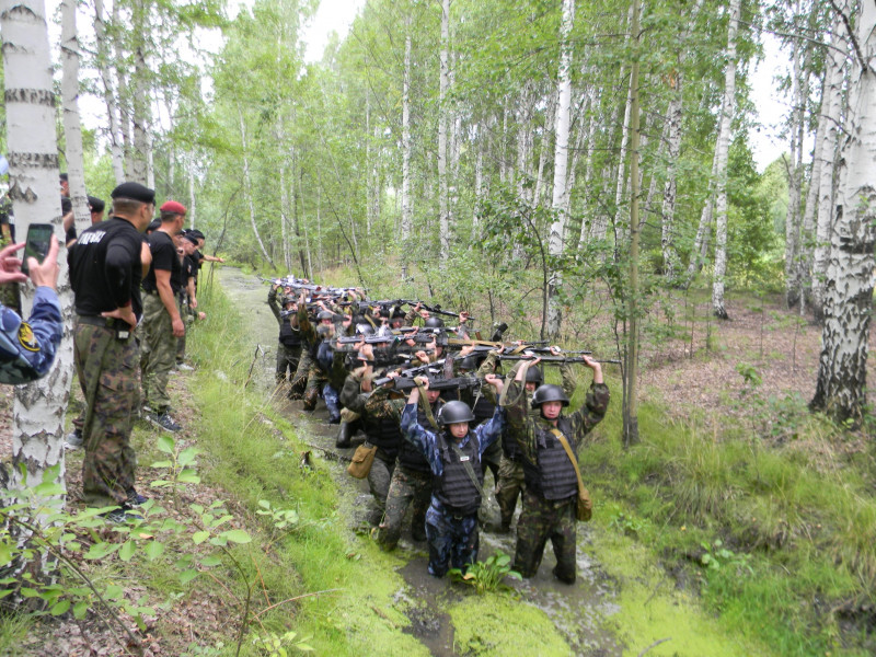 Сотрудник ирбитского СИЗО-2 завоевал право ношения Черного берета