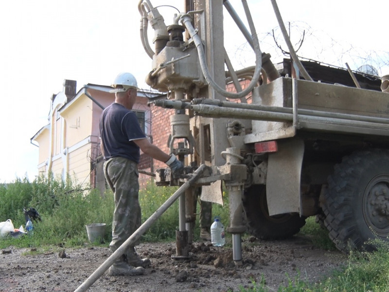 На правом берегу русла реки Ирбит начались инженерно-геологические изыскания