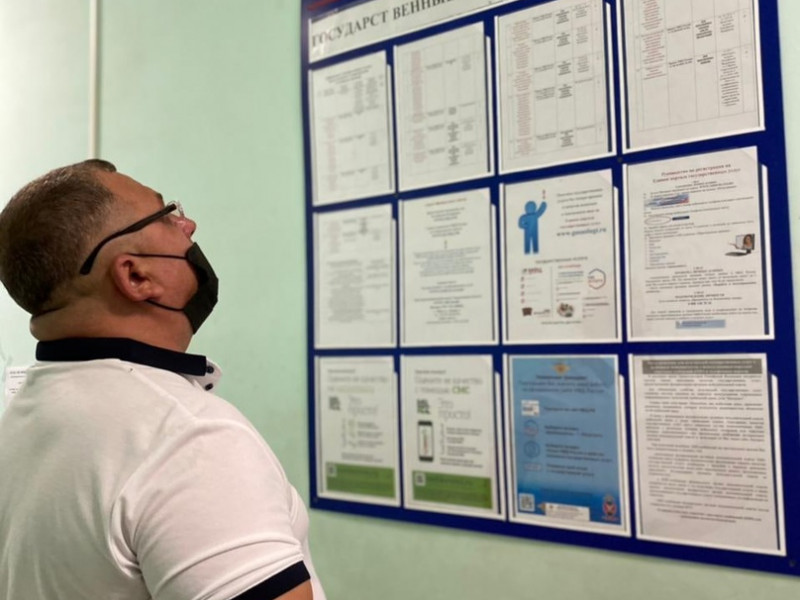 Общественный совет при МО МВД России «Ирбитский» посетил отдел по вопросам миграции в рамках акции «Гражданский мониторинг»