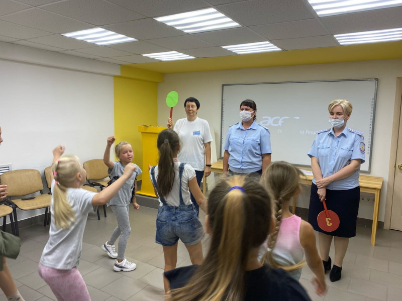 Сотрудники полиции Ирбита на страже детской безопасности