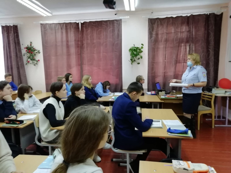 Ирбитские полицейские провели ряд мероприятий в рамках ОПМ «Дети России»