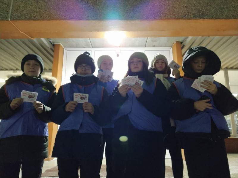 Сотрудники ГИБДД Ирбита совместно с юидовцами предупреждают об опасных горках