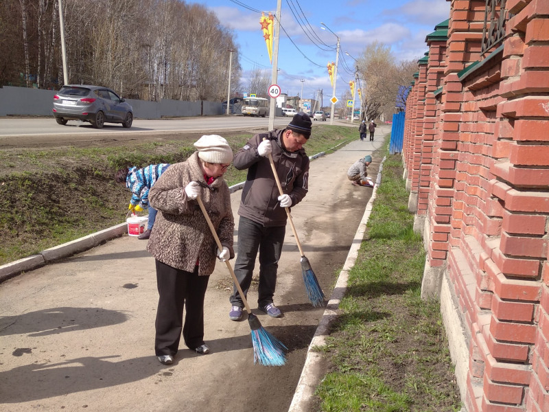 Работники ООО «Гранд» провели ежегодный субботник