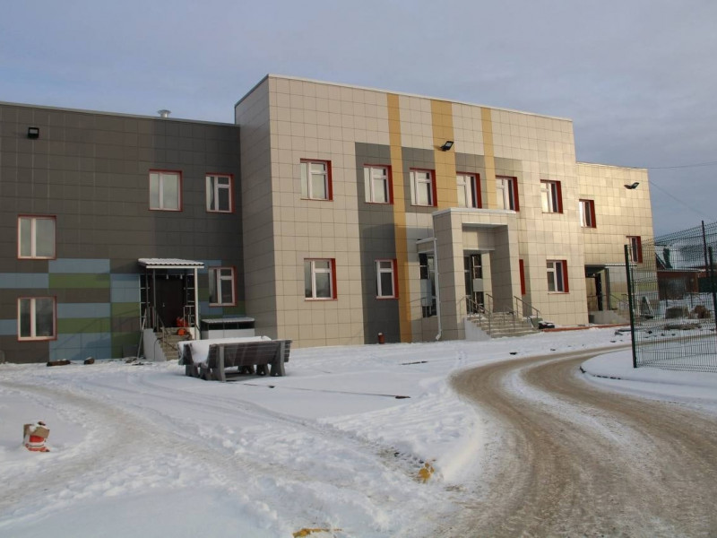 Сегодня на стройке Физкультурно-оздоровительного комплекса в поселке Пионерском состоялось очередное совещание с подрядчиком