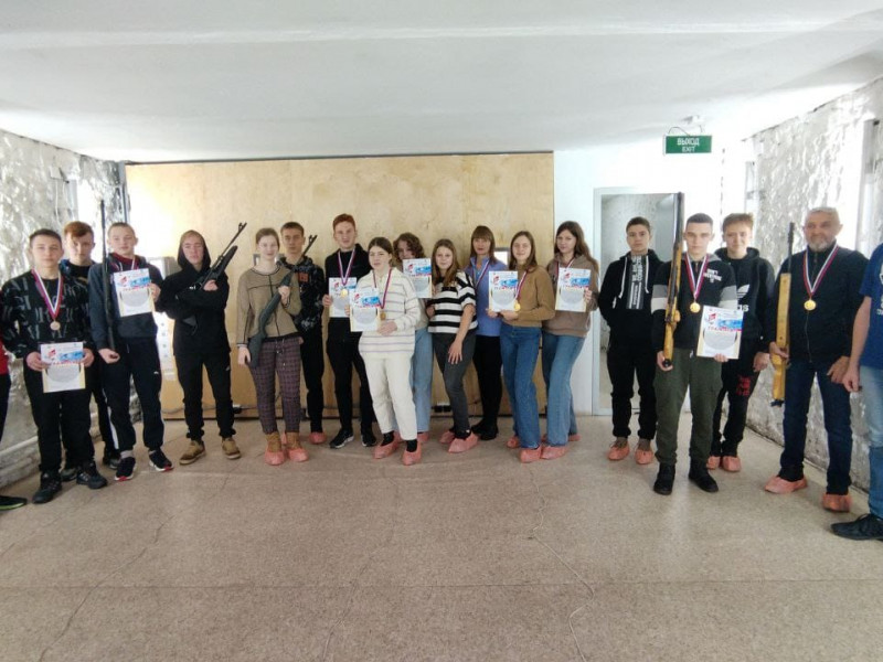 В Ирбите прошли соревнования по стрельбе из пневматической винтовки