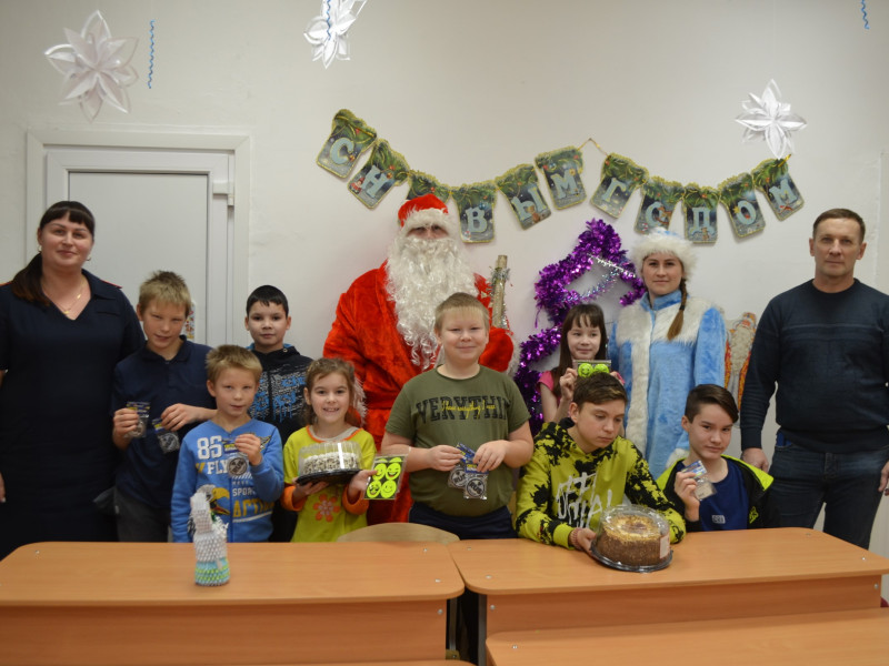 Ирбитские полицейские принимают участие в акции «Полицейский Дед Мороз»