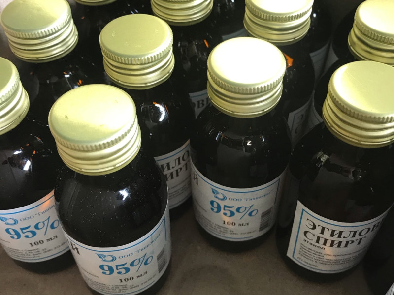 Ирбитские полицейские предупреждают граждан об опасности отравления алкогольной продукцией