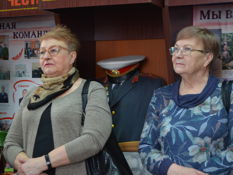 В Ирбите ветераны следственного подразделения посетили отдел полиции