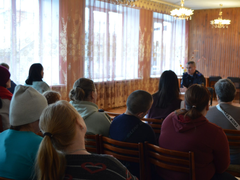 Полиция Ирбита продолжает профилактику мошенничества в организациях и учреждениях, расположенных на обслуживаемой территории