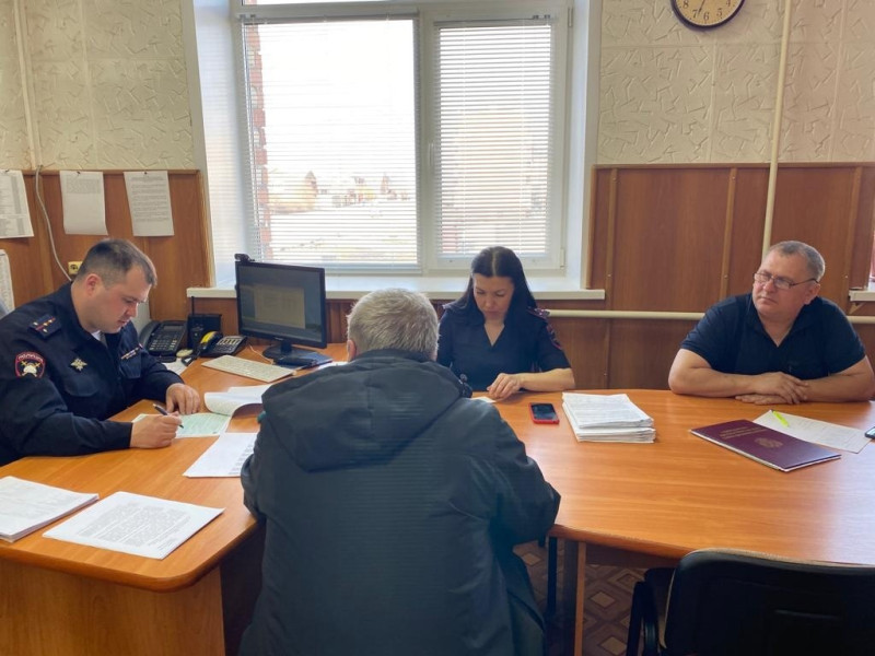 В Ирбите председатель Общественного Совета принял участие в заседании комиссии по разбору административных правонарушений