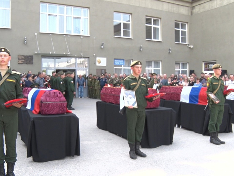 В Ирбите прошел траурный митинг