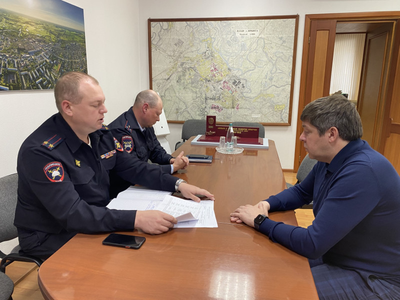 Врио заместителя начальника Управления Госавтоинспекции ГУ МВД России по Свердловской области провел рабочие встречи с главами Ирбита и Ирбитского района