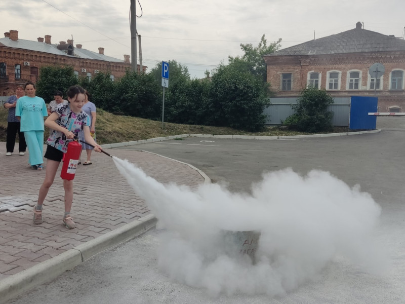 Безопасные каникулы в Ирбитском центре социальной помощи семье и детям