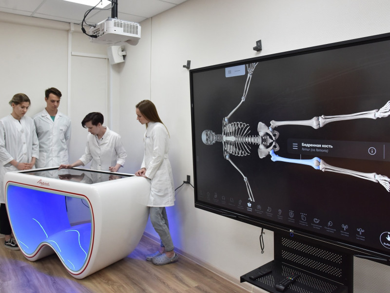 Ирбитская школа №8 вошла в число десяти свердловских школ, которые по решению Евгения Куйвашева получат в 2023 году областные субсидии на создание медицинских классов