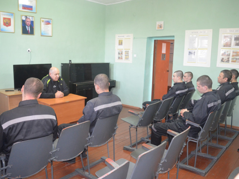 Мастер спорта по самбо встретился с осужденными ирбитского СИЗО-2