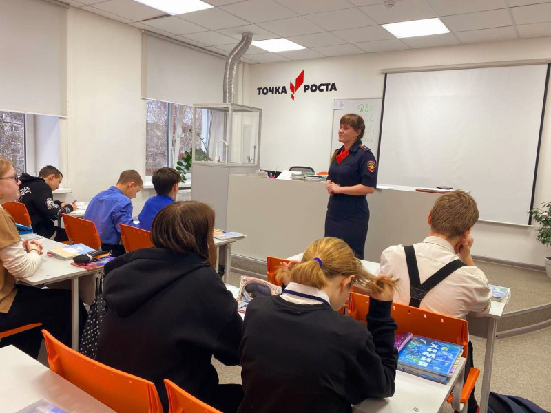 Сотрудники ПДН полиции Ирбита принимают участие в акции «Единый день профилактики»