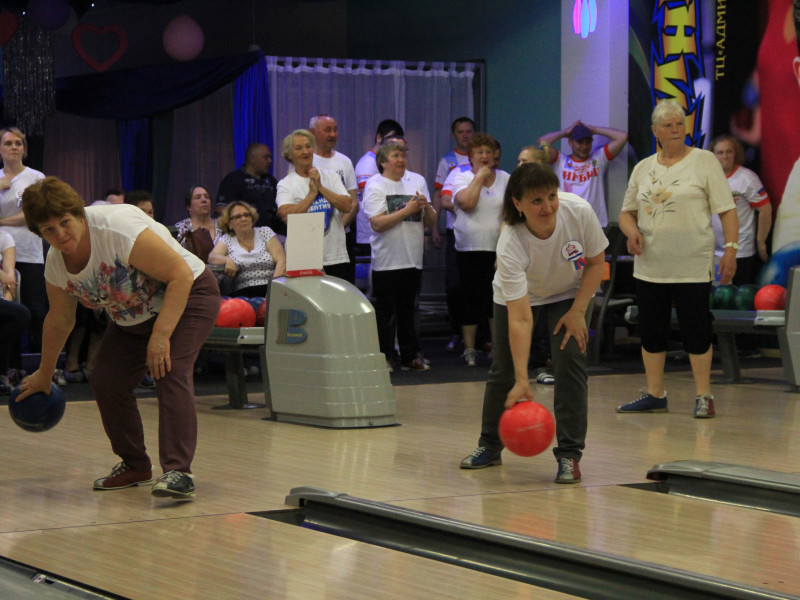В Ирбите состоялся турнир по боулингу среди предприятий и учреждений города