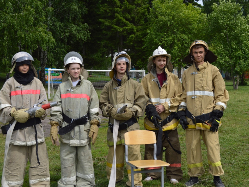 "Салют" под защитой