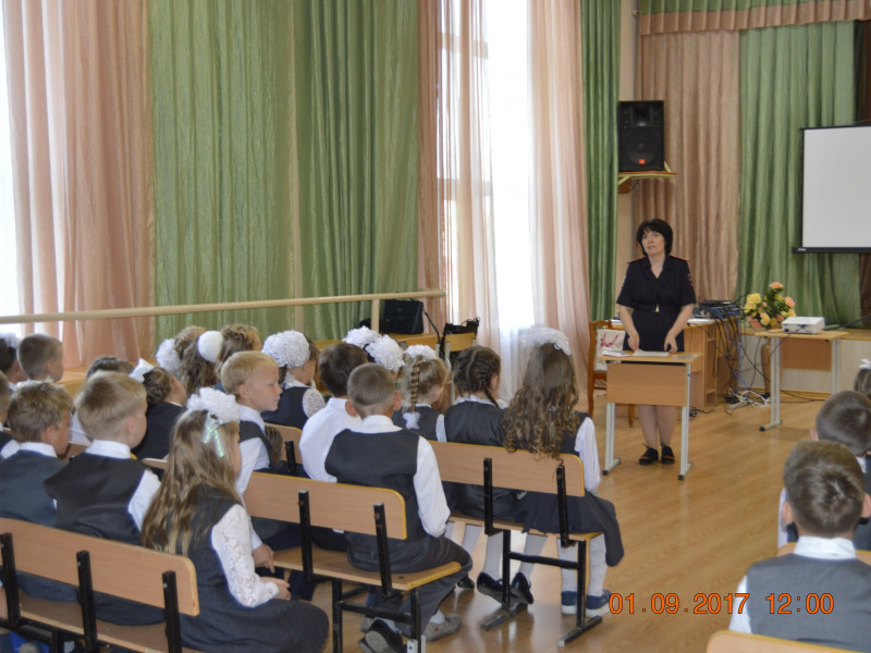 Интеллектуально-правовая игра «Большие права маленького человека» в школе №8