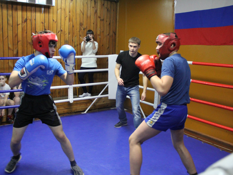 В спортивном клубе «Маяк» прошло Открытое первенство клуба по боксу