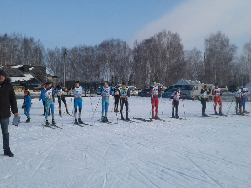 В Ирбите прошли соревнования по лыжным гонкам в честь тренеров и ветеранов лыжного спорта