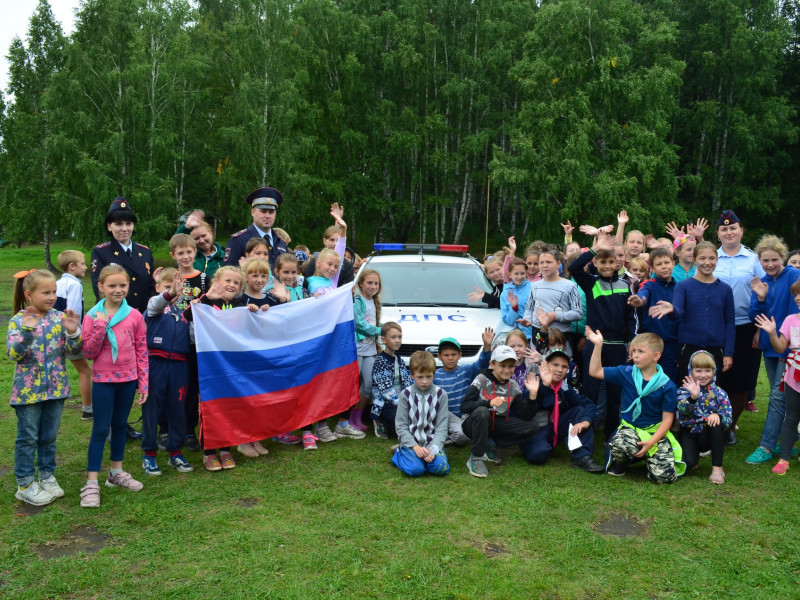 Полиция Ирбита посетила загородный лагерь «Салют»