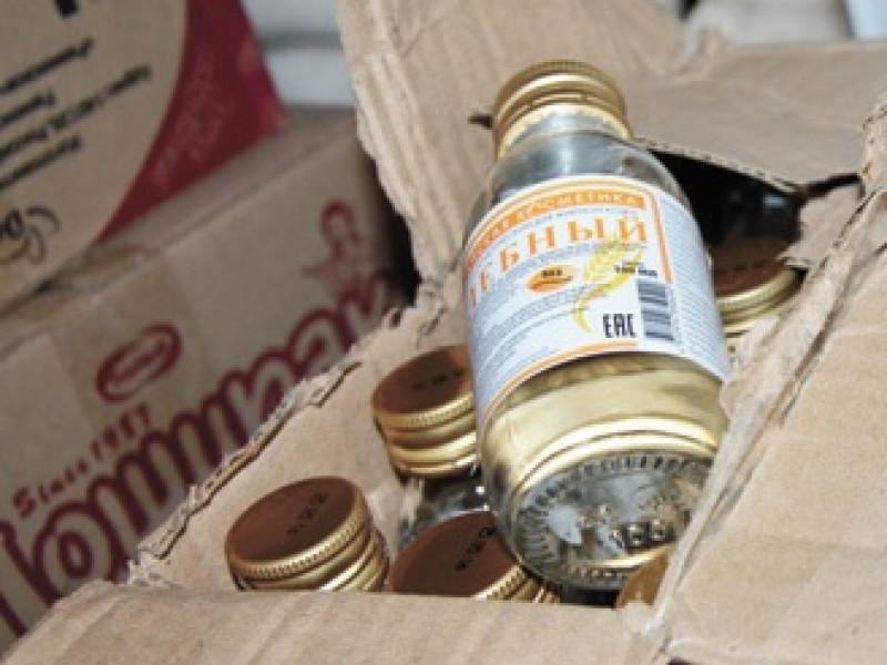 Незаконная торговля спиртосодержащей продукцией