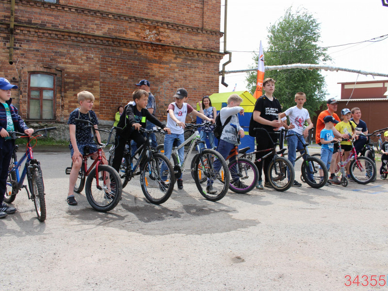 В Ирбите состоялись соревнования по фигурному вождению велосипеда