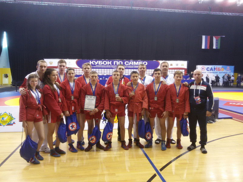 Ирбитчанин в составе сборной Свердловской области принял участие в Первенстве по самбо в Тюмени
