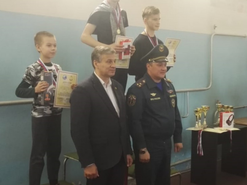 И снова в призерах